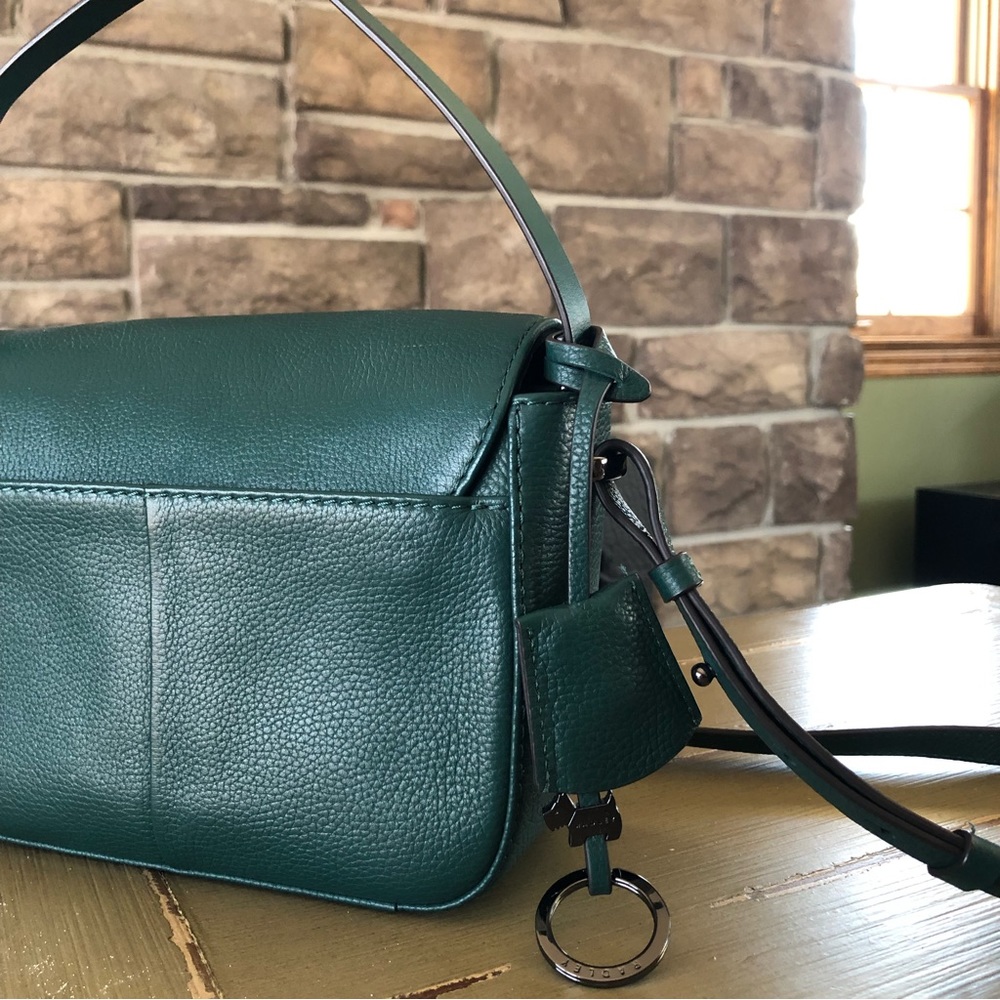 RADLEY LONDON
Agnes Street Small Leather Flapover Crossbody - Picture 4 of 7